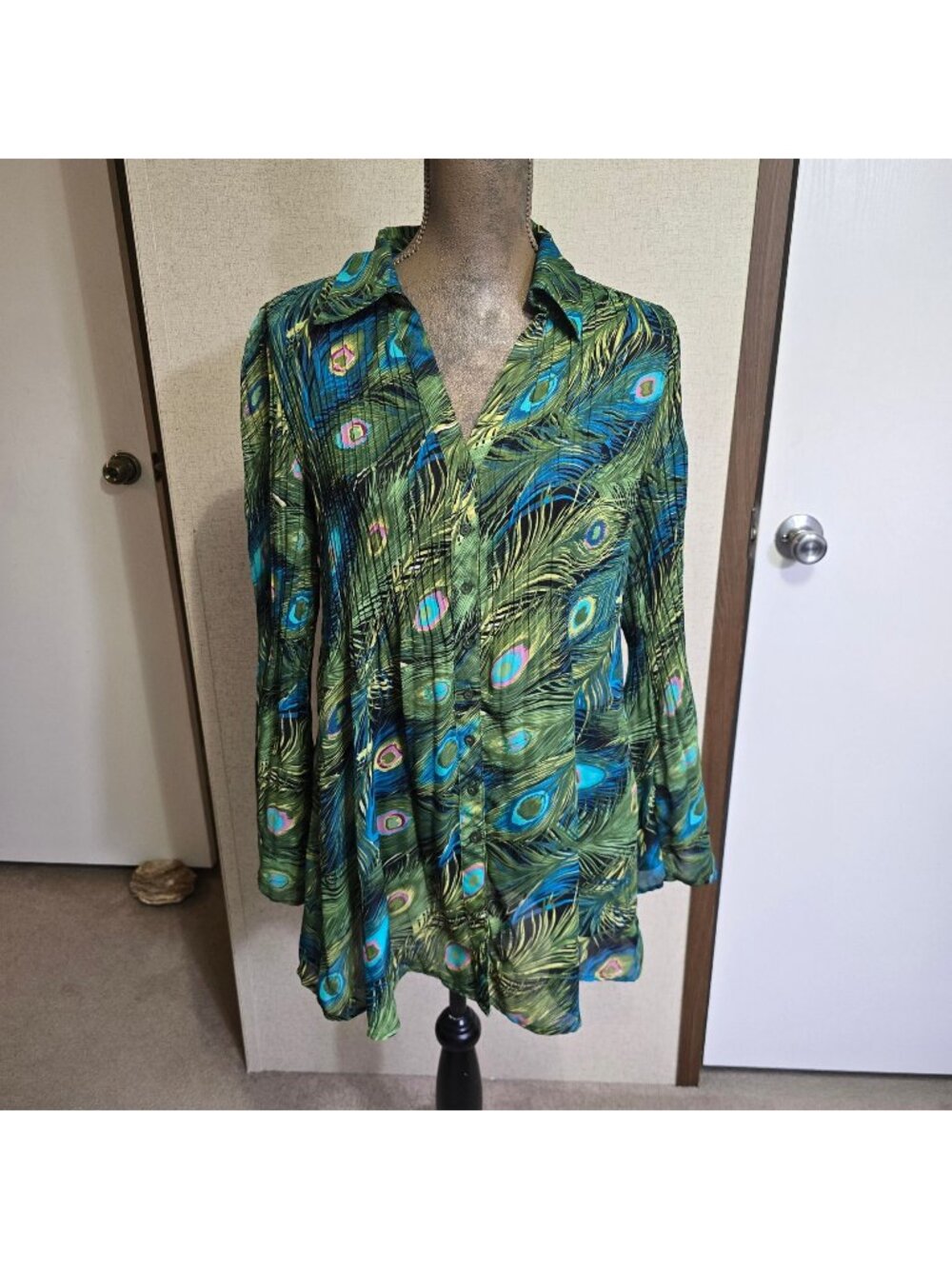 Sunny Taylor Large Y2K 90s Peacock Feather Top Long Sleeve Collared Green Blue